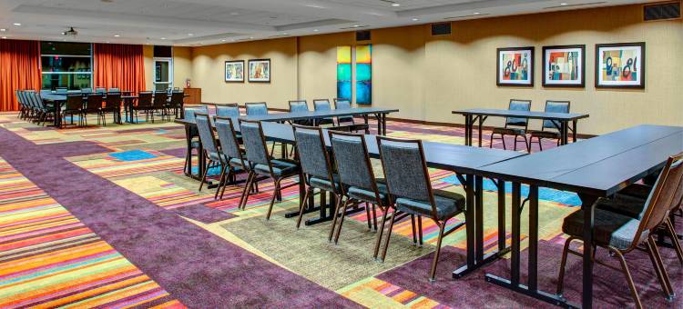 亚特兰大斯托克布里奇万枫套房酒店(Fairfield Inn & Suites Atlanta Stockbridge)图片