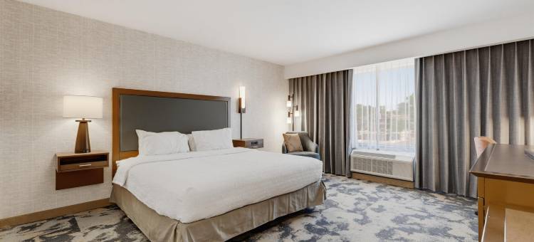 密歇根州底特律迪尔伯恩希尔顿欢朋酒店(Hampton Inn Detroit/Dearborn)图片