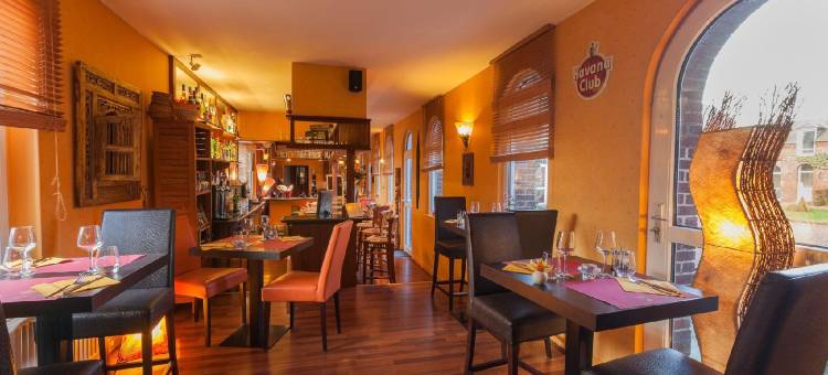 勒特雷波尔南部方形广场原生酒店(The Originals City, Hôtel la Cour Carrée, EU)图片