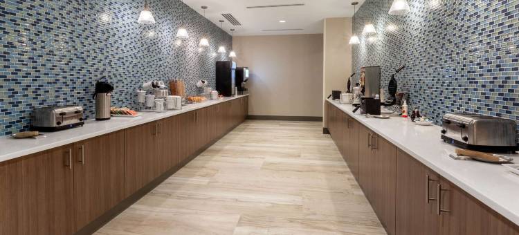 温德姆米德尔顿-戈申拉昆塔温德姆酒店套房(La Quinta Inn & Suites by Wyndham Middletown-Goshen)图片