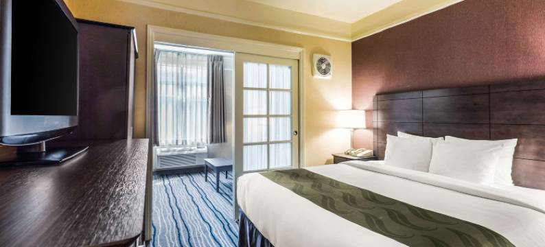 圣地亚哥酒店圈温德姆华美达酒店及套房(Ramada Suites by Wyndham San Diego)图片