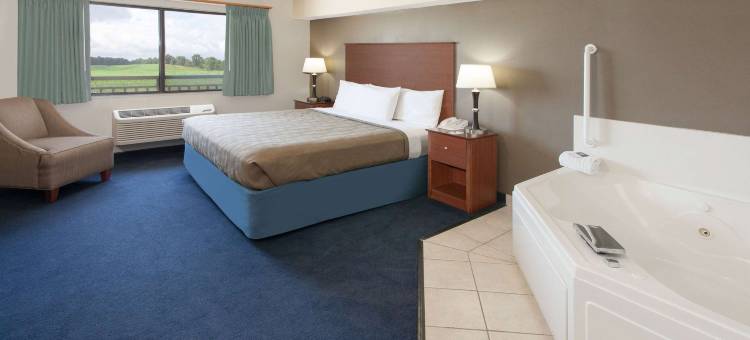 韦伯斯特城美吟温德姆酒店(AmericInn by Wyndham Webster City)图片