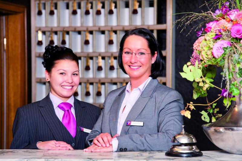 Schlosshotel SteinburgOver view