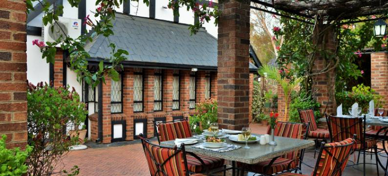 克里斯塔丘吉尔酒店(Cresta Churchill Hotel)图片