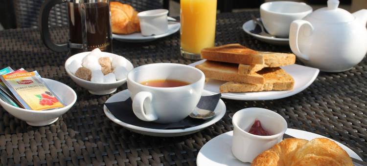 安多弗豪斯酒店&餐厅 - 限成人(Andover House Hotel & Restaurant)图片