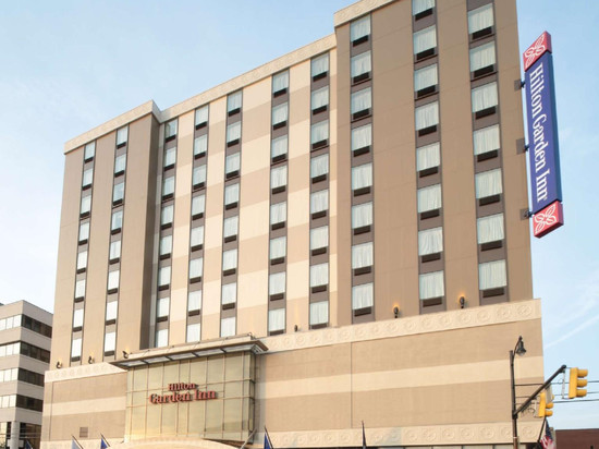 匹兹堡大学广场希尔顿花园酒店