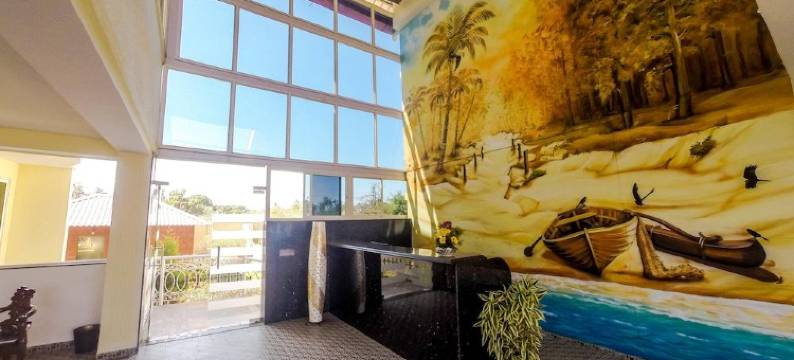 大浦海滩酒店(Praia Da Oura)图片