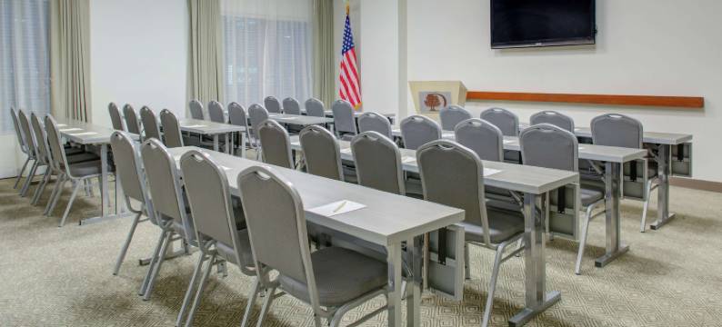 比洛克西希尔顿逸林酒店(DoubleTree by Hilton Biloxi)图片