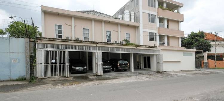 红多兹酒店-近梭罗广场(RedDoorz Near Stadion Manahan Solo)图片