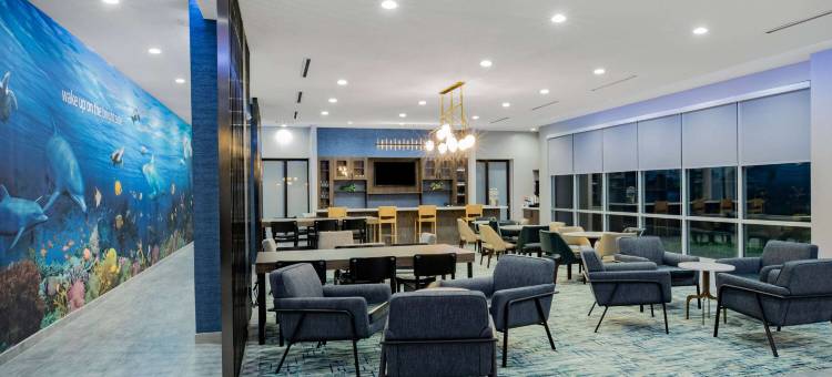 La Quinta Inn & Suites by Wyndham Galveston North at I-45图片