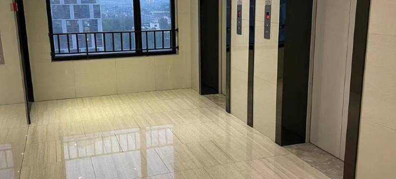 max民宿(商场东街分店)图片