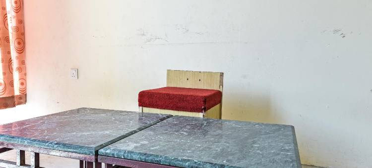 斯波特昂90795饿床青年旅舍(Spot on 90795 HungryBedz Youth Hostel)图片