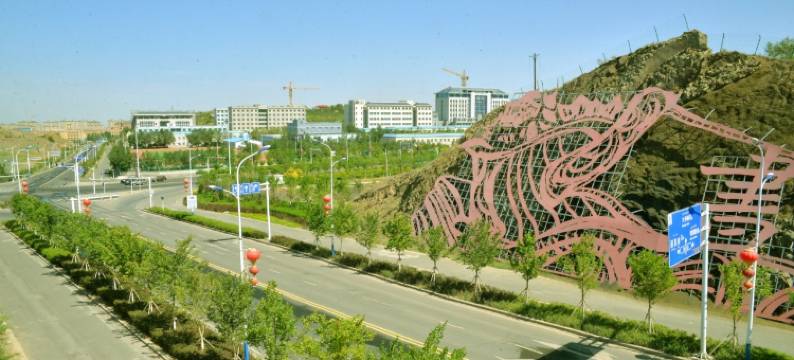 东南玺北民宿(新疆师范大学温泉校区店)图片