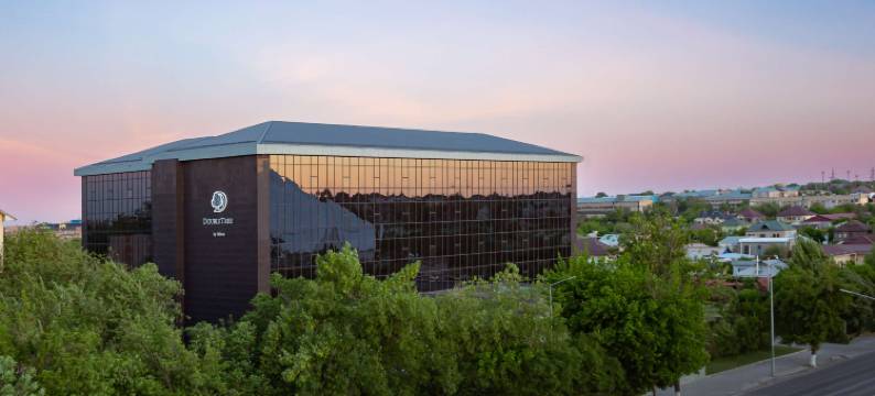 希姆肯特希尔顿逸林酒店(DoubleTree by Hilton Shymkent)图片