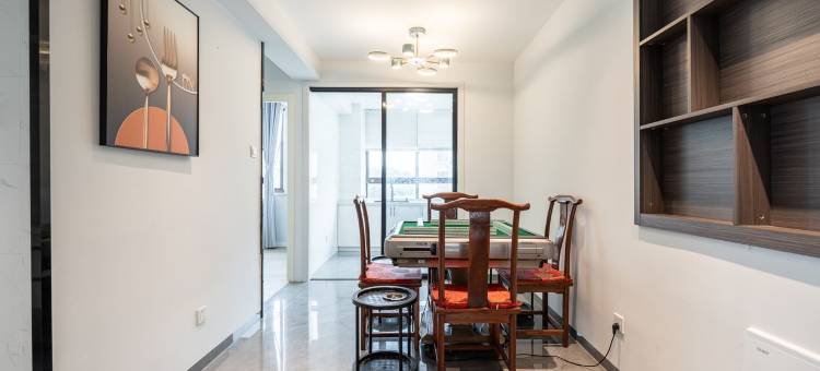 百年孤独千年一叹代运营民宿(川图路分店)图片