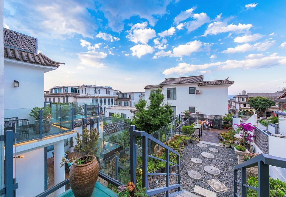 Hui Pan HotelHotel Overview