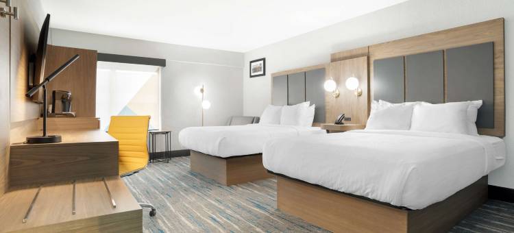 Best Western Plus Mobile Inn  Suites图片