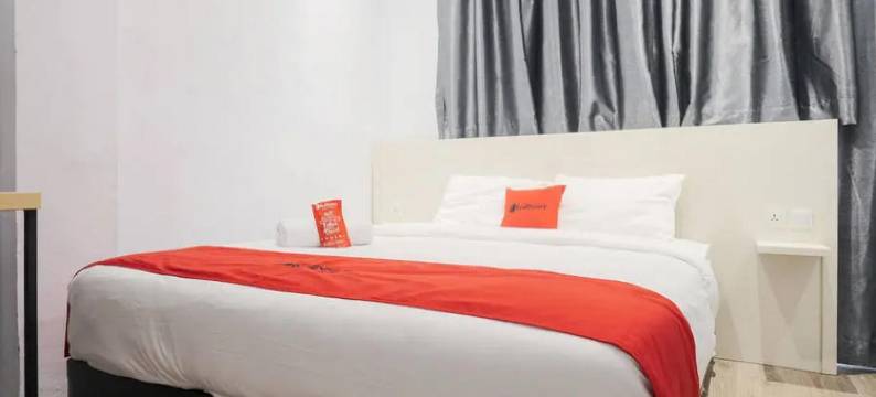 红多兹酒店@棉兰波罗尼亚中央商务区(RedDoorz CBD Polonia Medan)图片