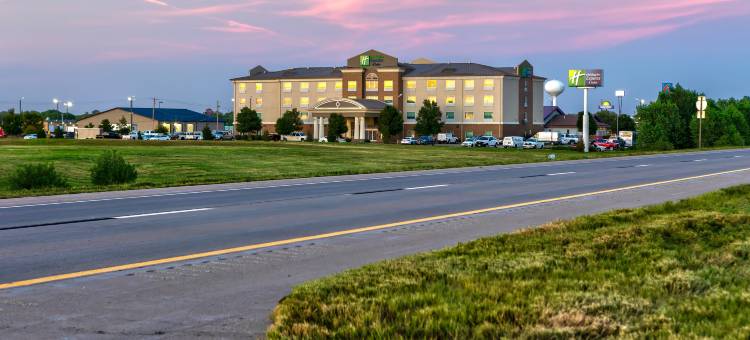 智选假日套房酒店盐沼 - 堪萨斯城NE(Holiday Inn Express & Suites Salina)图片