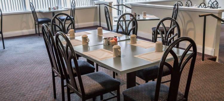 伊丽莎白城凯艺酒店-近大学(Quality Inn Elizabeth City Near University)图片