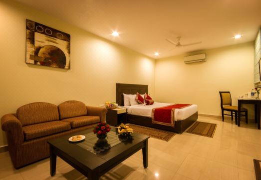 Hotel Classic Diplomat Hotel Overview