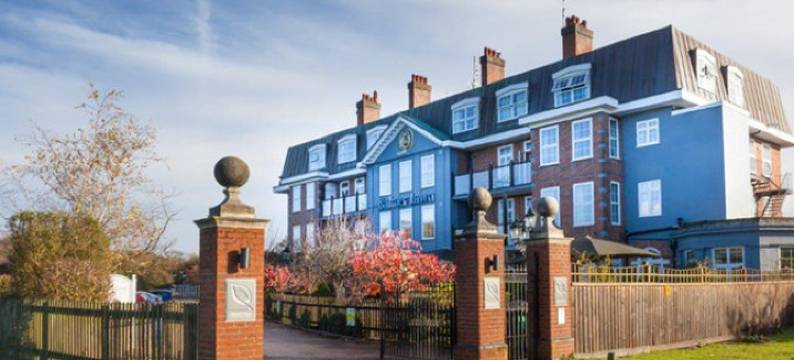 巴尔莫罗恩酒店(Balmer Lawn)图片