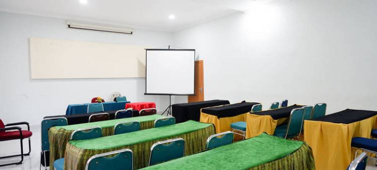 Hotel Magellona Makassar Mitra RedDoorz图片