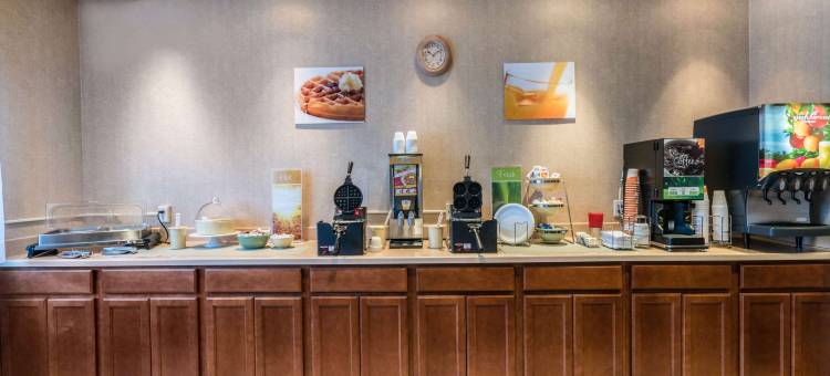 奥林匹克国家公园-西奎姆品质酒店及套房(Quality Inn & Suites Sequim at Olympic National Park)图片