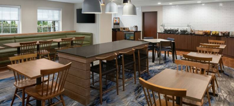 波特兰南/奥斯威戈湖万枫酒店(Fairfield Inn & Suites Portland South/Lake Oswego)图片