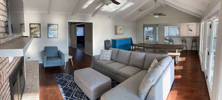 Elm Lodge - Lake House w/ Pool, Dock, 100' Lake Front, Large Yard w/ Great Views图片