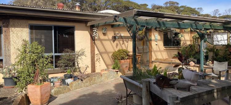 Koru Cottage is a cosy home nestled in the dunes of beautiful Vivonne Bay on KI.图片
