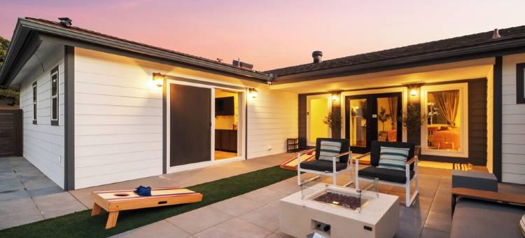 螺旋山和市中心雅致泳池度假别墅！(Elegant Pool Villa In Mount Helix, close to DT!)图片