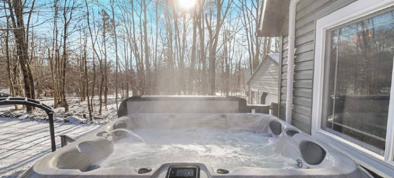 Charming /Lake/Kayak/Firepit/Hot Tub/Pets图片