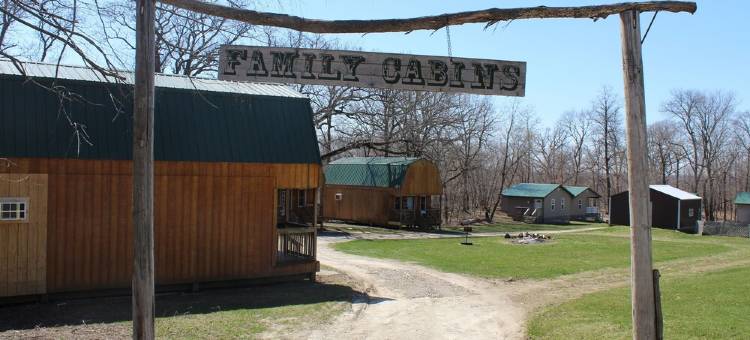 Loft cabin #1, room for the whole family.  Beautiful area.图片
