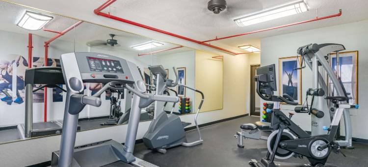环宇贝斯特韦斯特优质酒店(Best Western Plus Universal Inn)图片