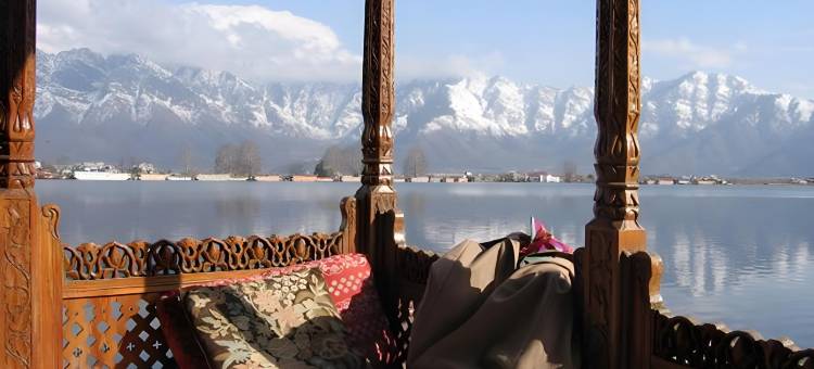 欢迎光临喜来得廓尔喀船屋(WelcomHeritage Gurkha Houseboats)图片