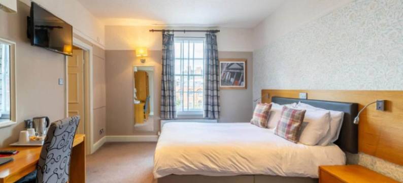 OYO德瑞德莱恩霍特尔(OYO The Red Lion Hotel)图片