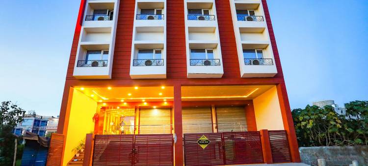 FabHotel 特里贾尔旅馆(FabHotel Trijal Inn)图片