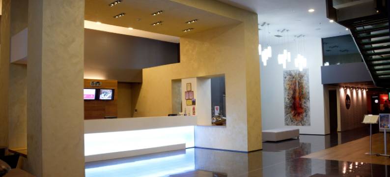 奥拉迪亚温德姆华美达酒店(Ramada by Wyndham Oradea)图片