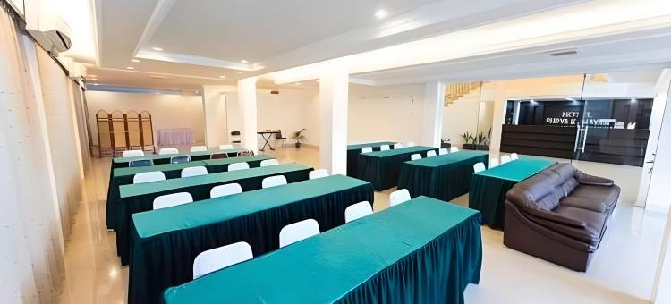 Urbanview Hotel Surya Kahayan Palangkaraya by RedDoorz图片