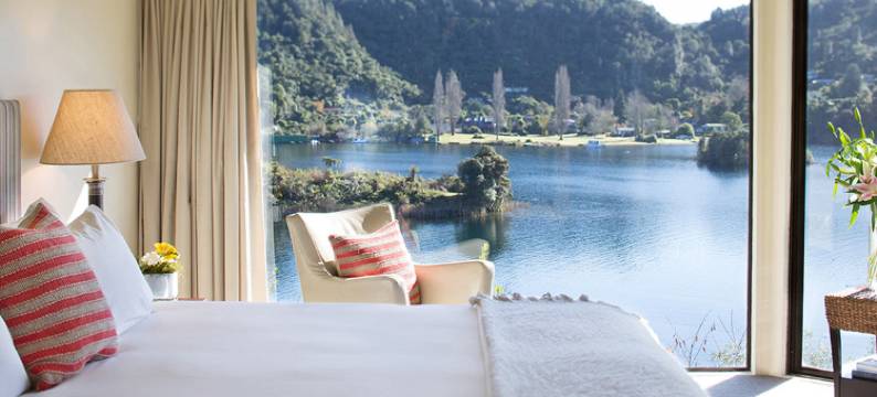 独行者旅社(Solitaire Lodge)图片