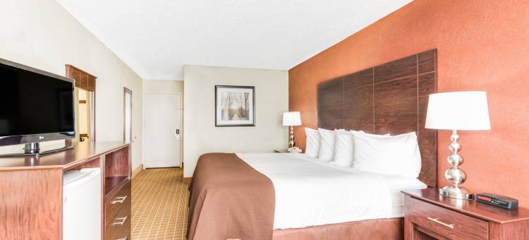 米德兰机场温德姆呗盟酒店(Baymont by Wyndham Midland Airport)图片