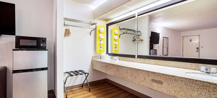 田纳西科文顿 6 号汽车旅馆(Motel 6 Covington, TN)图片