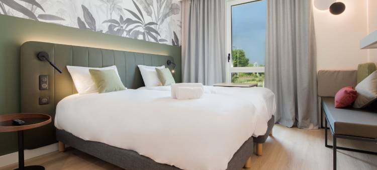 里昂东康铂智能酒店-欧洲展览中心布朗航空(Campanile Smart Lyon Est - Eurexpo Bron Aviation)图片