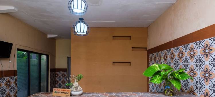 红多兹伊斯兰酒店-克罗马杜2号(RedDoorz Syariah @ Colomadu 2)图片