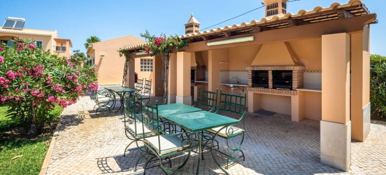 阿布菲拉祖父母山公寓酒店(Apartamentos Monte Dos Avós, Albufeira by AlgarveBlossom)图片