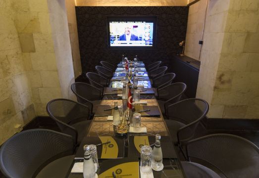 Hsvhn Hotel Hisvahan Hotel Overview