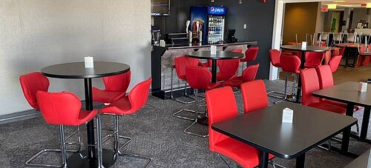 蒂明斯麦客达套房酒店(Microtel Inn & Suites by Wyndham Timmins)图片