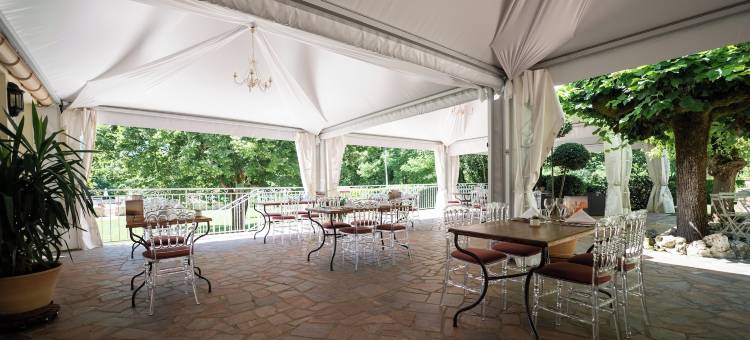 洛吉斯酒店多梅纳莱斯法莱斯(Logis Hôtels - Hôtel Restaurant Domaine les Falaises)图片