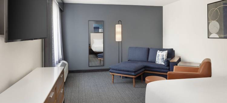 爱迪生伍德布里奇万怡酒店(Courtyard Edison Woodbridge)图片